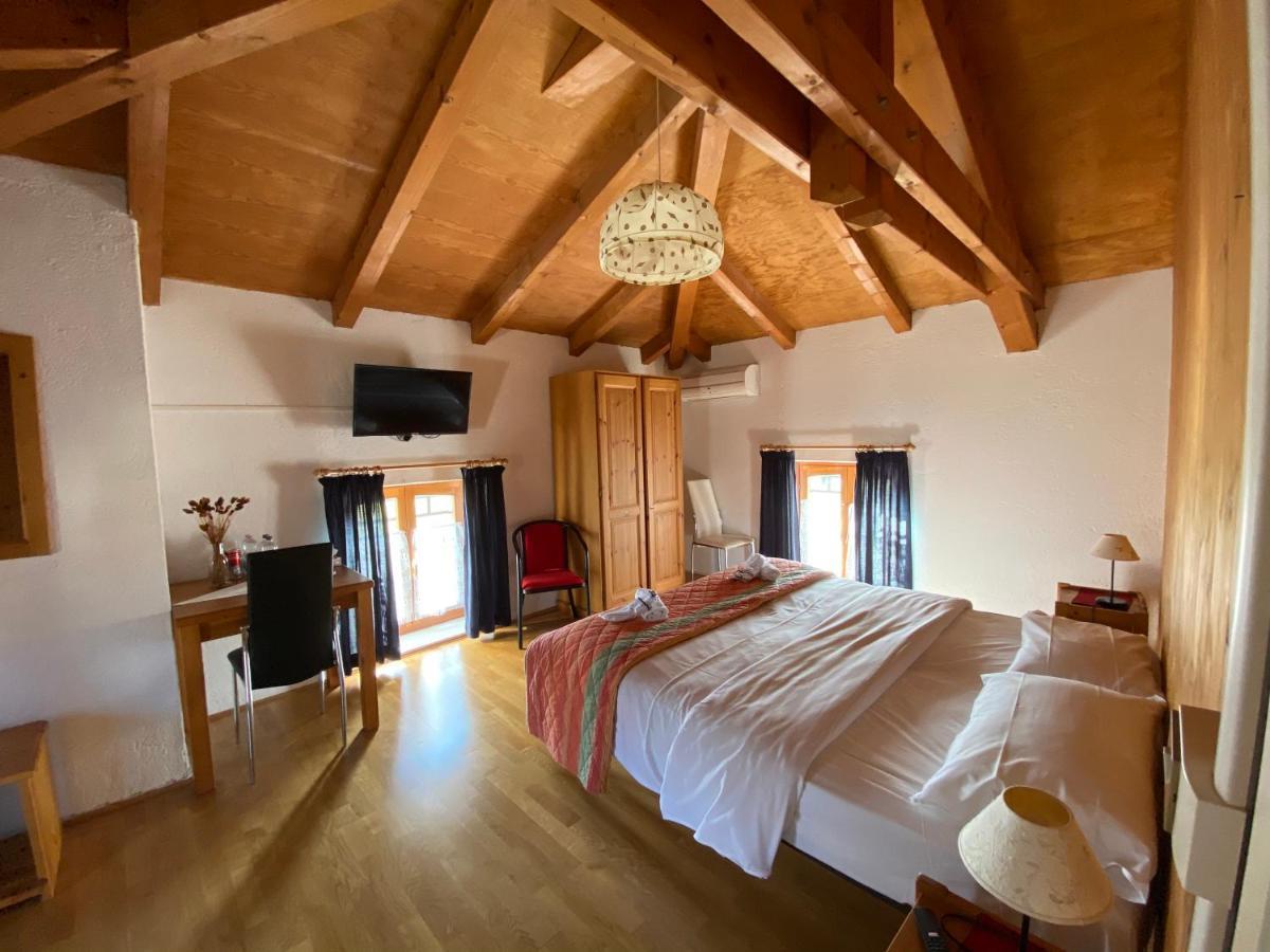 Qui Wolf Udine Hotel Collalto Kültér fotó